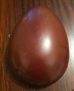 Uovo-di-cioccolato-Pasqua