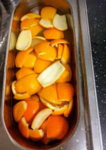 Scorze-di-arance-bio-candite-fatte-in-casa