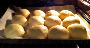 Brioche del mattino infornate